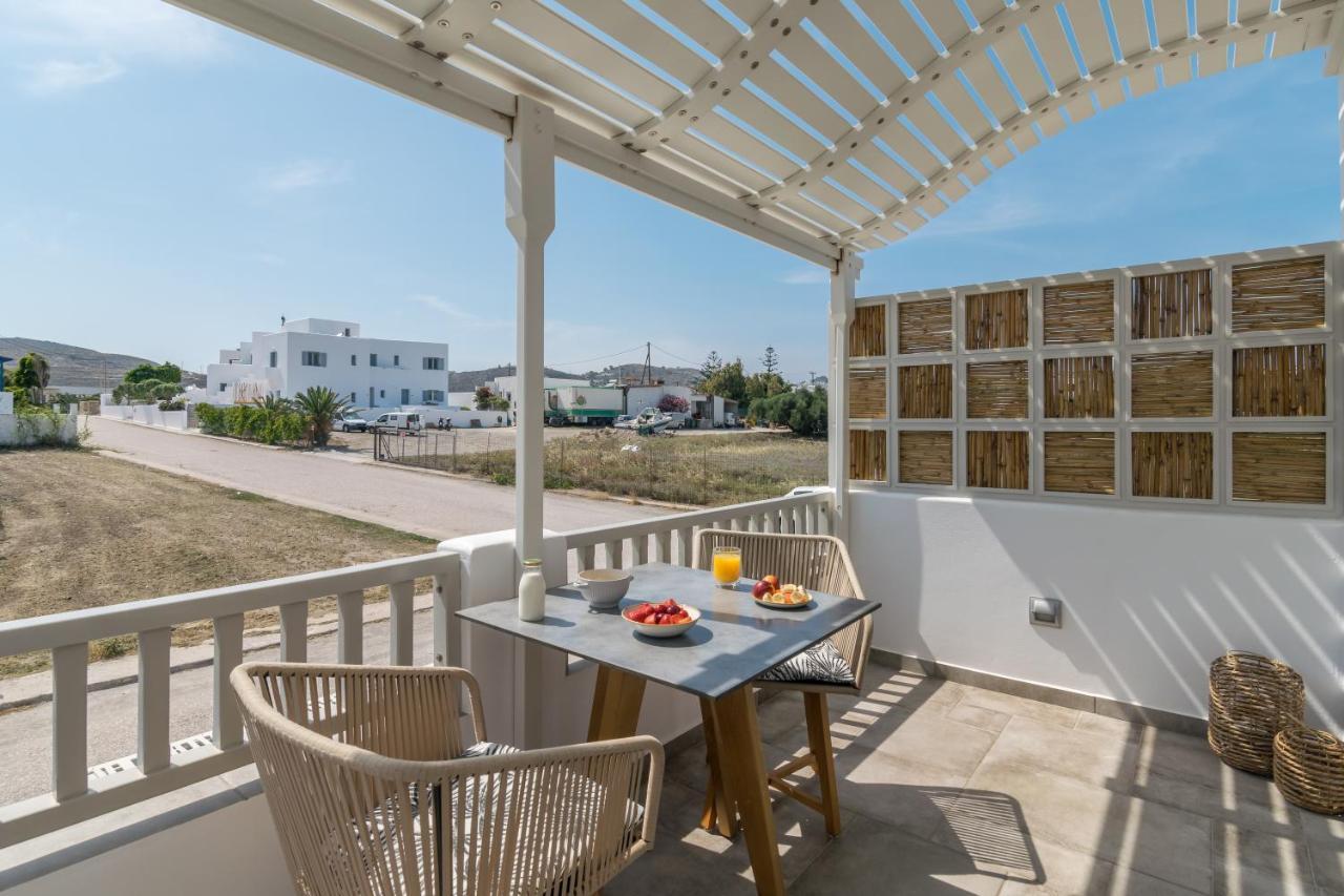 Orama Suites Milos Adamantas  Exteriör bild