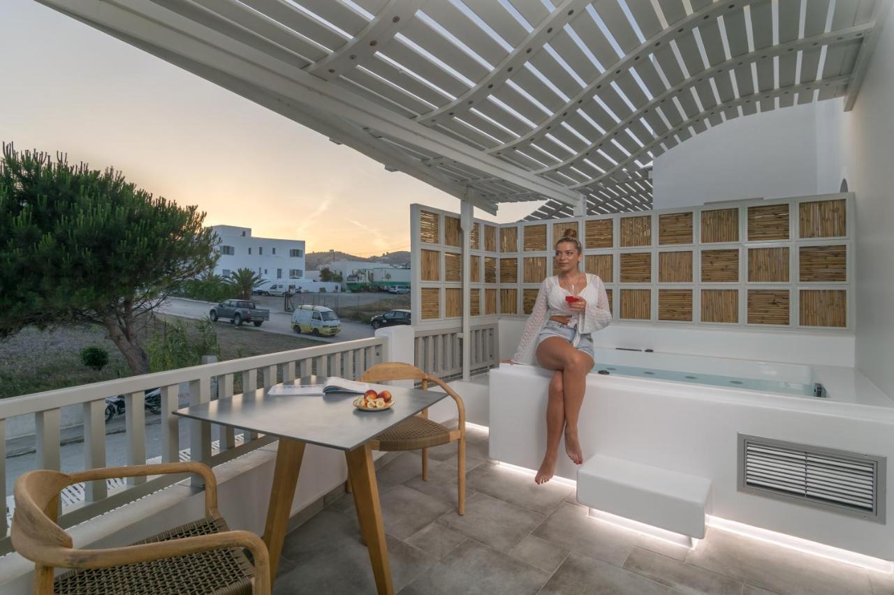 Orama Suites Milos Adamantas  Exteriör bild